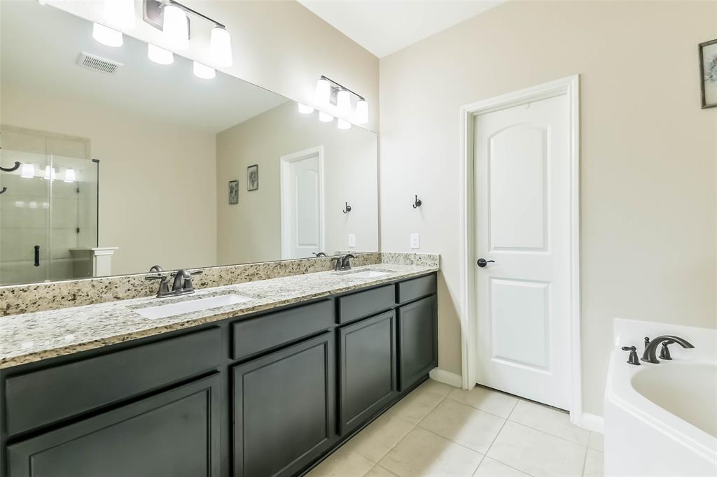 21226 Echo Manor Drive, Hockley, Texas image 15