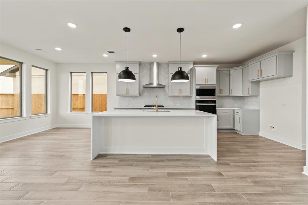 9015 Basilica Lane