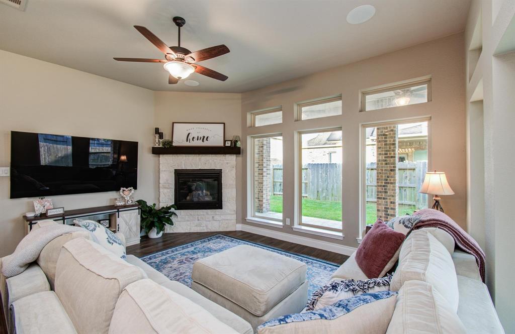 2335 Mayfield Trail Court, League City, Texas image 14