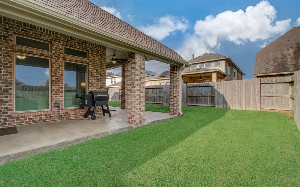 2335 Mayfield Trail Court, League City, Texas image 35