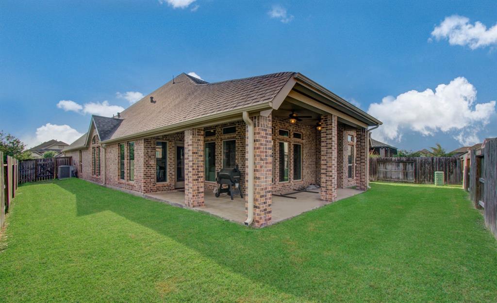 2335 Mayfield Trail Court, League City, Texas image 34