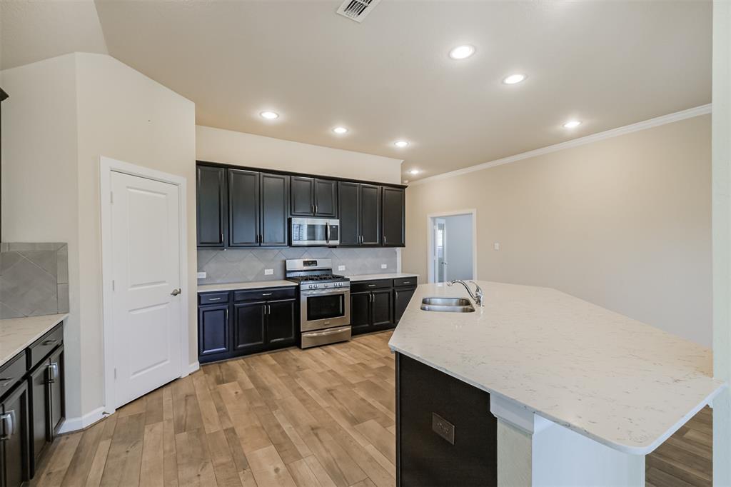 3422 Lake Court, Iowa Colony, Texas image 10