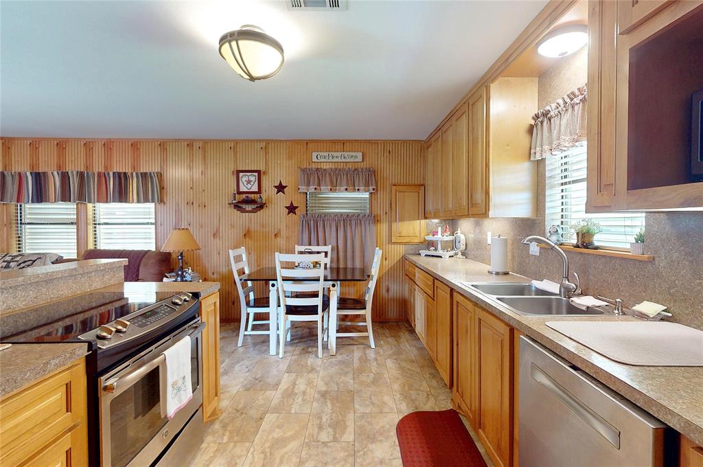 1321 Pickney Avenue, Port Bolivar, Texas image 11