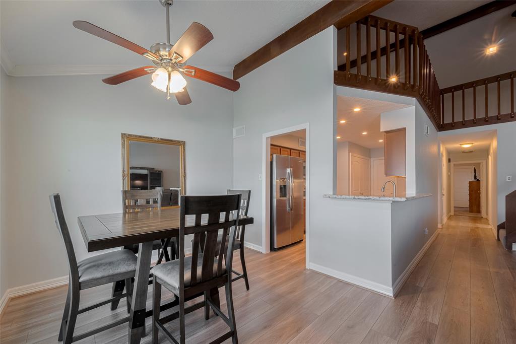 64 Hideaway Drive, Friendswood, Texas image 7