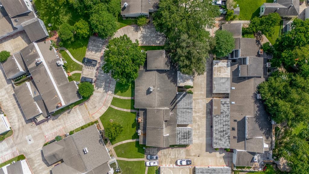 64 Hideaway Drive, Friendswood, Texas image 32