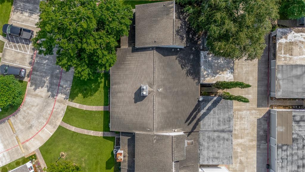 64 Hideaway Drive, Friendswood, Texas image 31