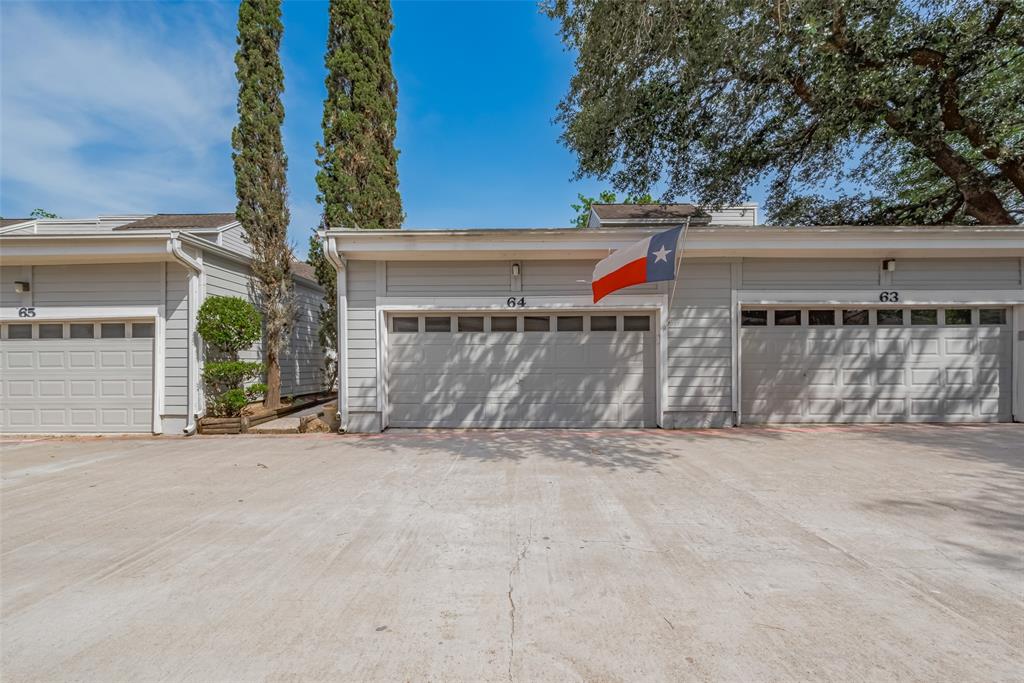 64 Hideaway Drive, Friendswood, Texas image 27