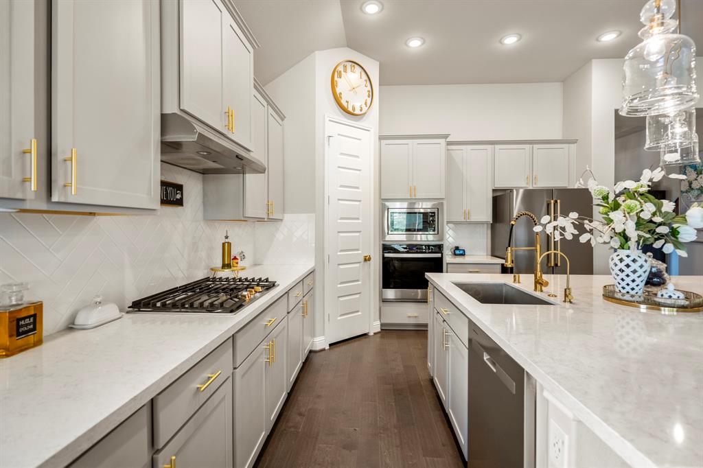 17719 Misty Brook Lane, Conroe, Texas image 17