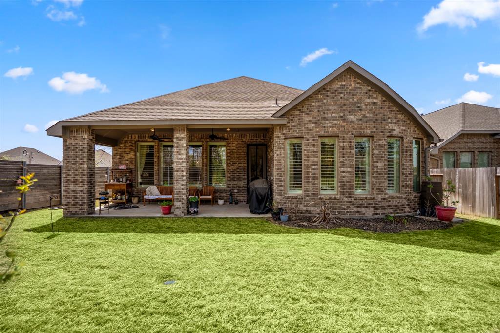 17719 Misty Brook Lane, Conroe, Texas image 28