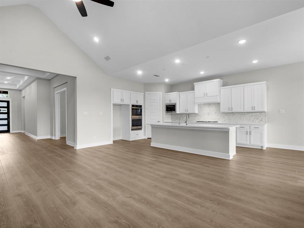 14135 Sacra View Road, Cypress, Texas image 5