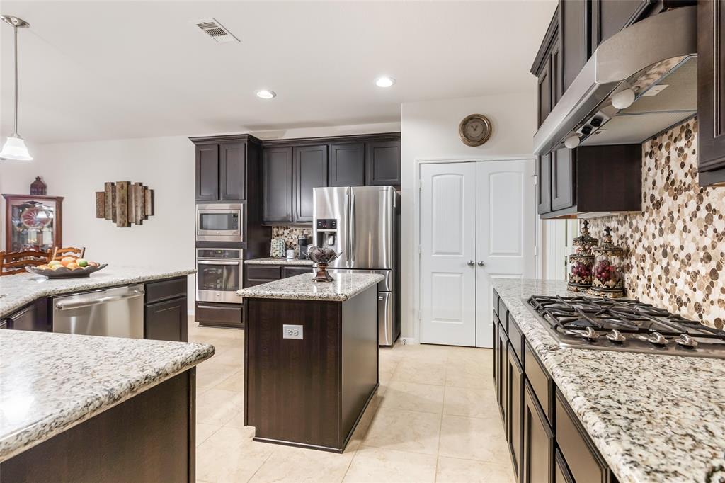 4106 Broadmoor Drive, Baytown, Texas image 31