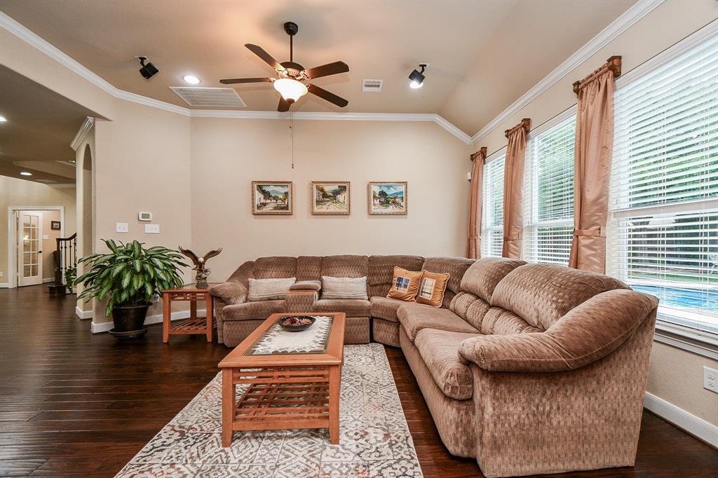 28030 Sugarside Glen Drive, Katy, Texas image 13