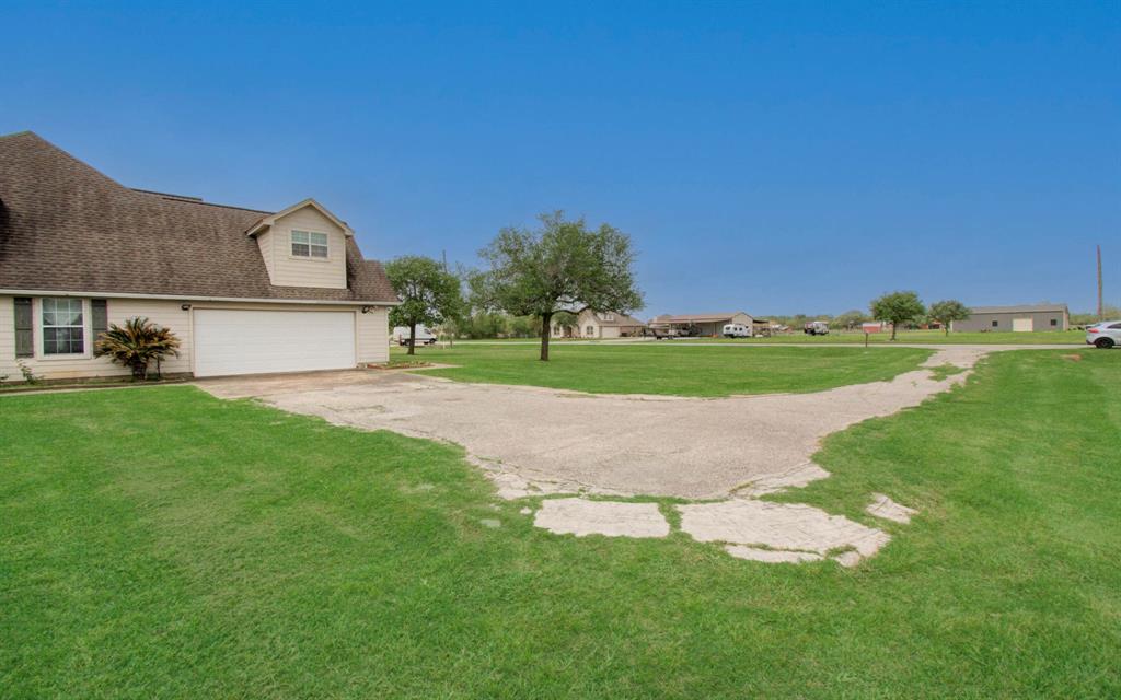 14711 Quail Ridge Road, Danbury, Texas image 4