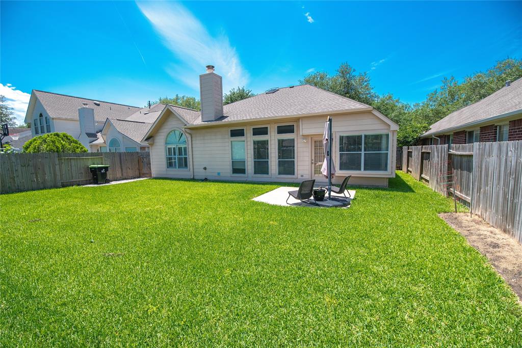 3635 Heritage Colony Drive, Missouri City, Texas image 18
