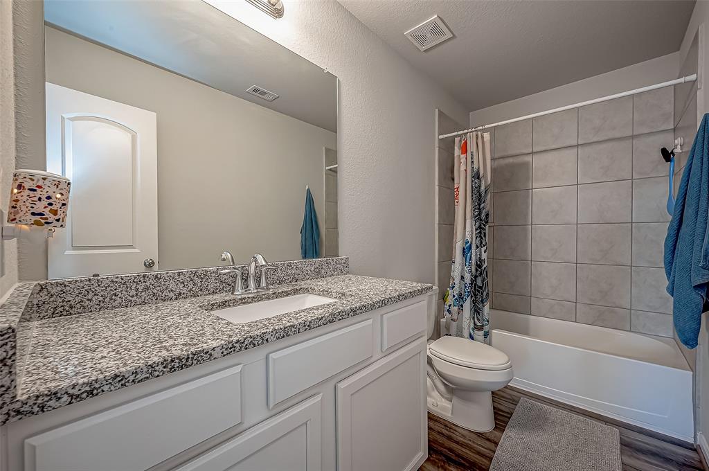 15055 Meadow Glen, Conroe, Texas image 28