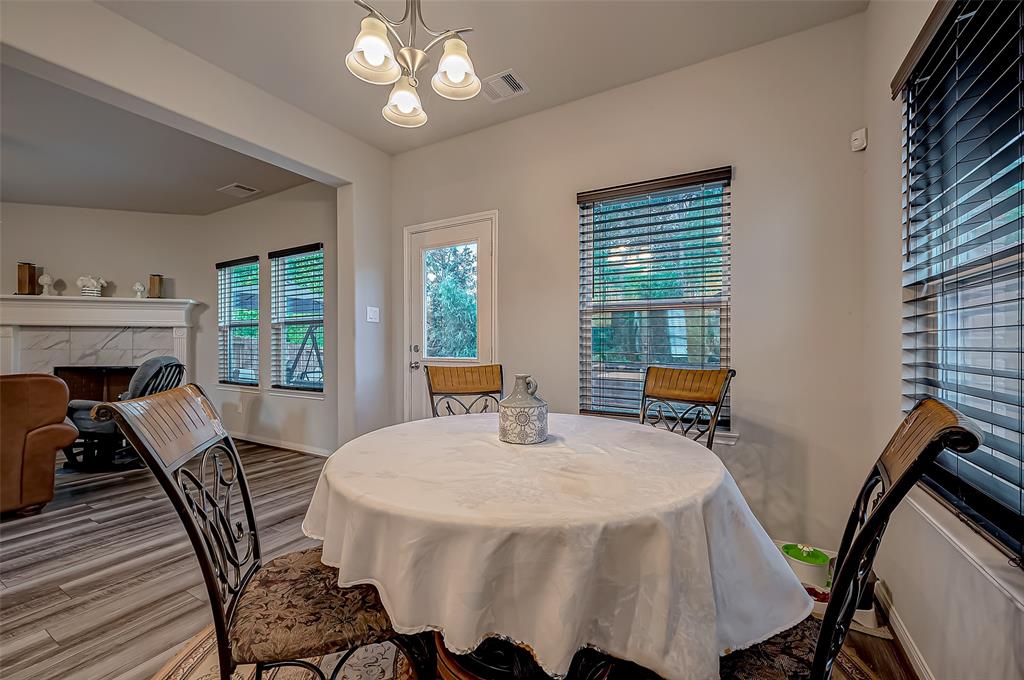 15055 Meadow Glen, Conroe, Texas image 12