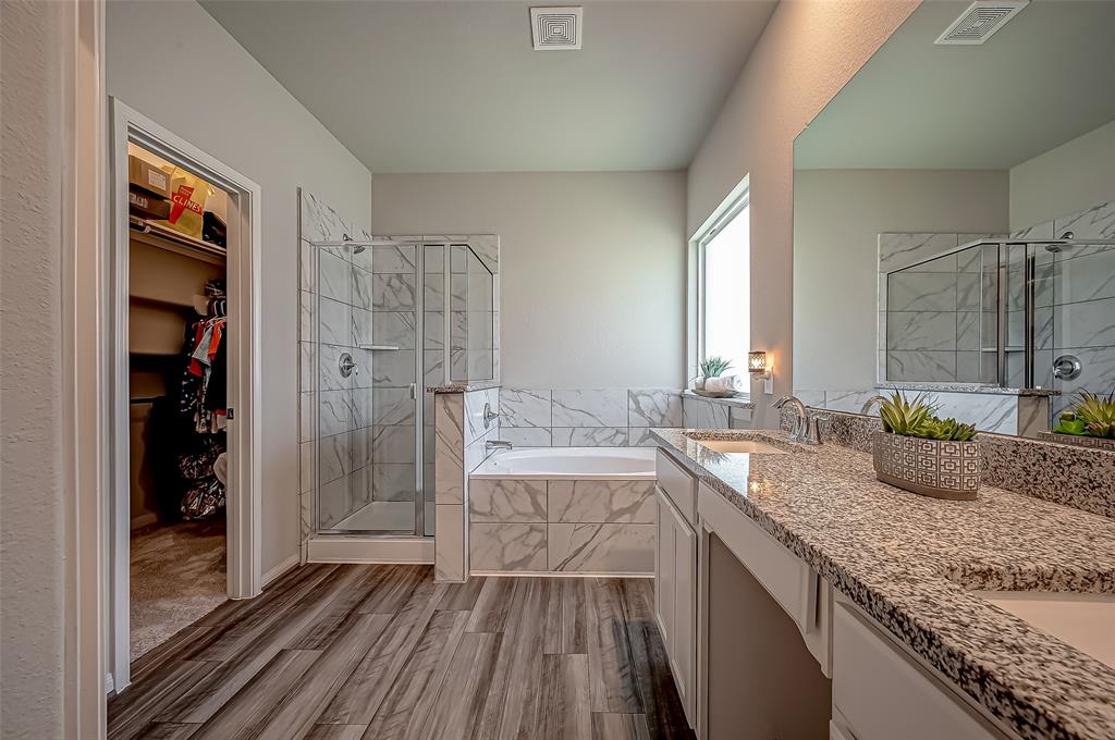 15055 Meadow Glen, Conroe, Texas image 26