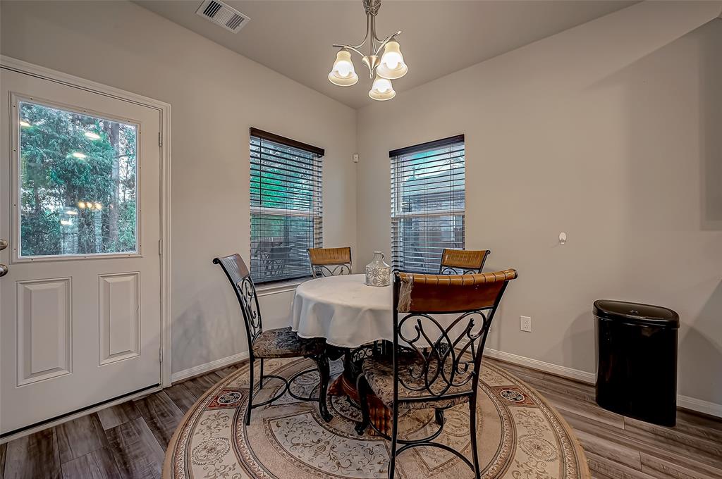 15055 Meadow Glen, Conroe, Texas image 11