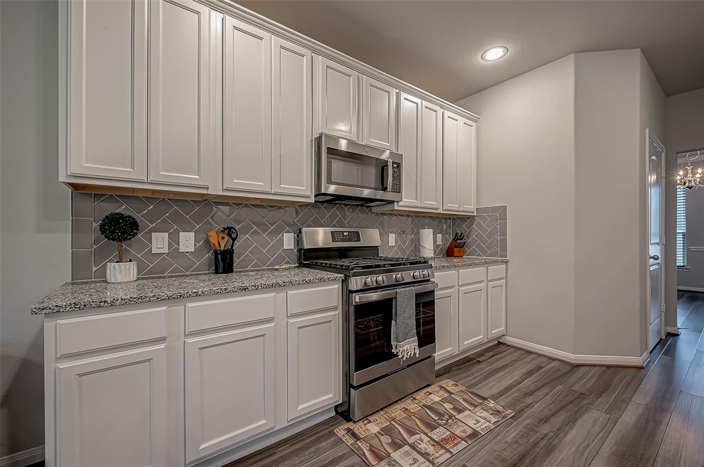 15055 Meadow Glen, Conroe, Texas image 17