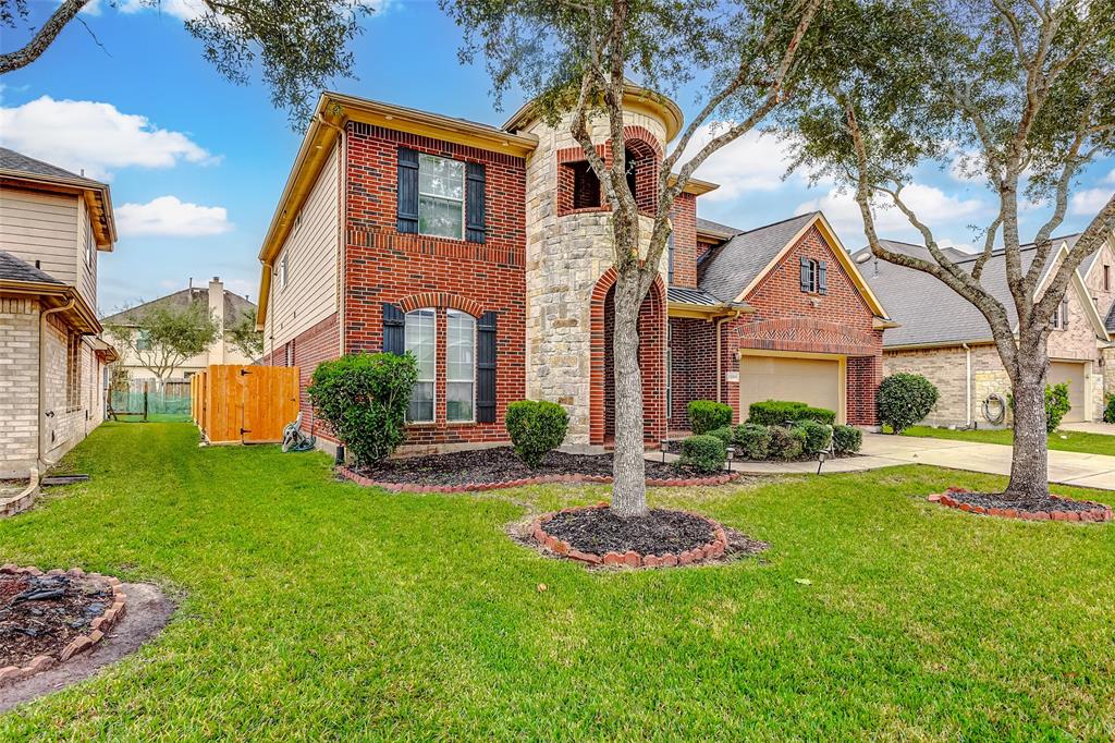 12808 Quail Creek Drive, Pearland, Texas image 2