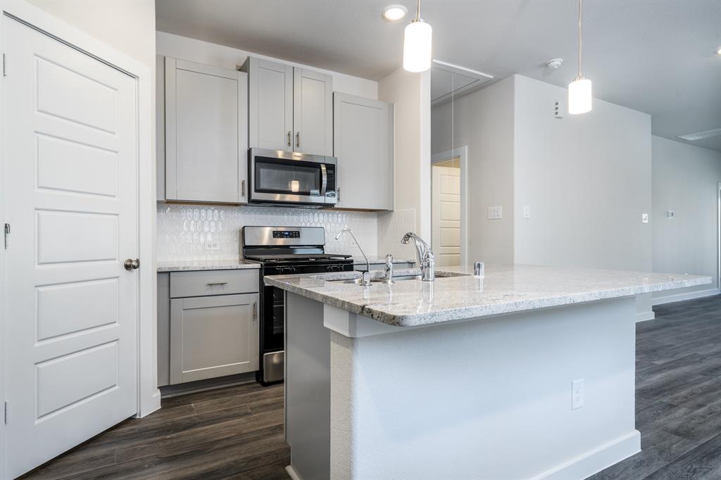 246 Shore Pointe Court