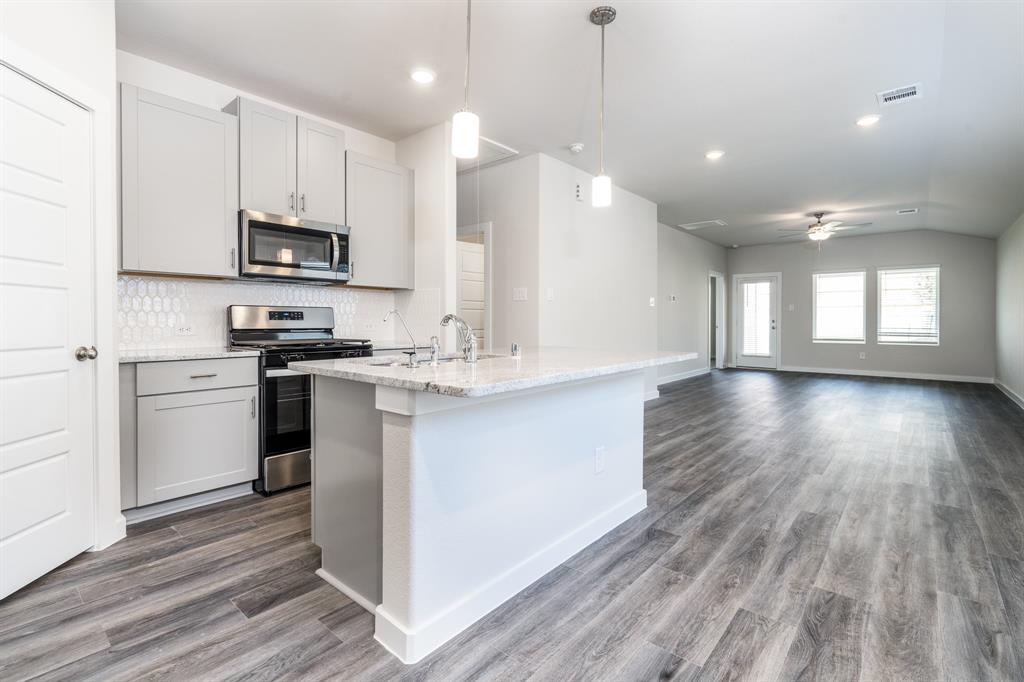 246 Shore Pointe Court