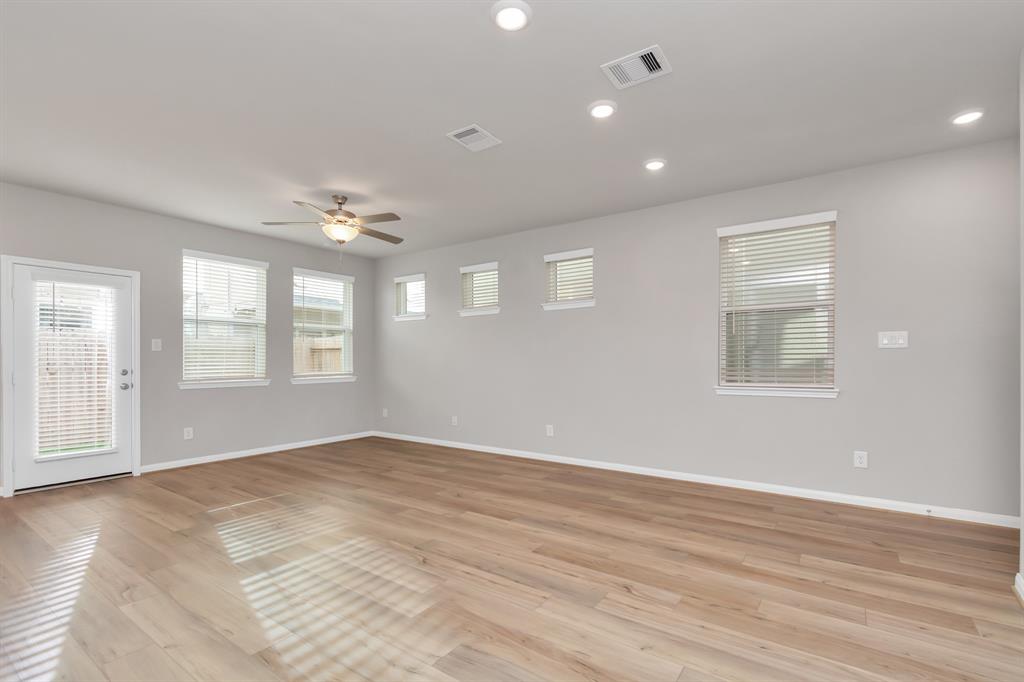 1526 Parkland Oak Drive, Houston, Texas image 4