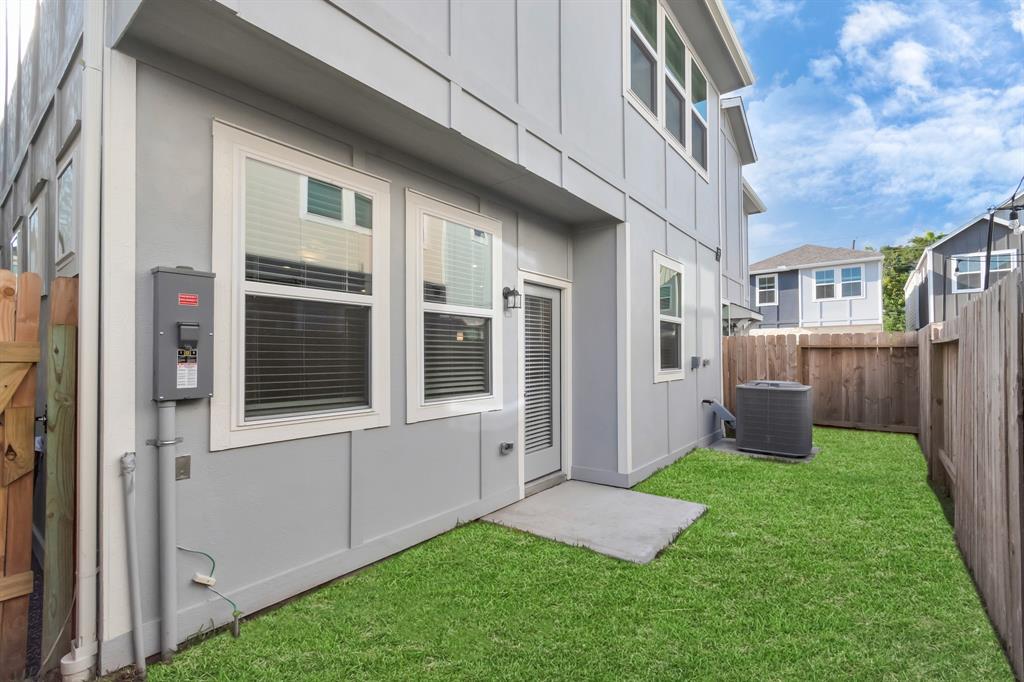 1526 Parkland Oak Drive, Houston, Texas image 35