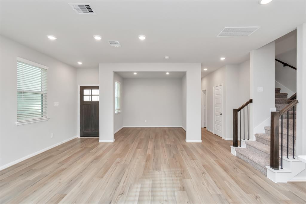 1526 Parkland Oak Drive, Houston, Texas image 7