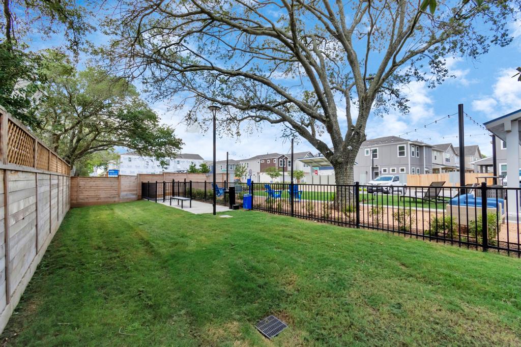 1526 Parkland Oak Drive, Houston, Texas image 44