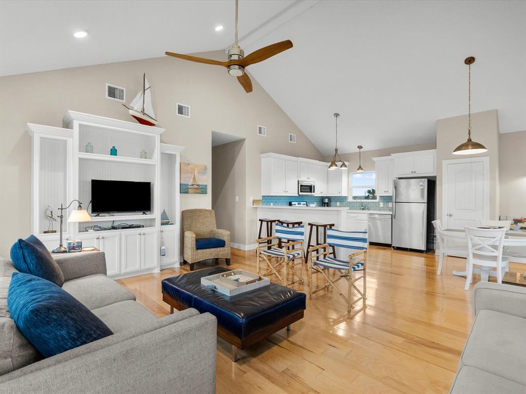 2709 Swan Court, Surfside Beach, Texas image 11