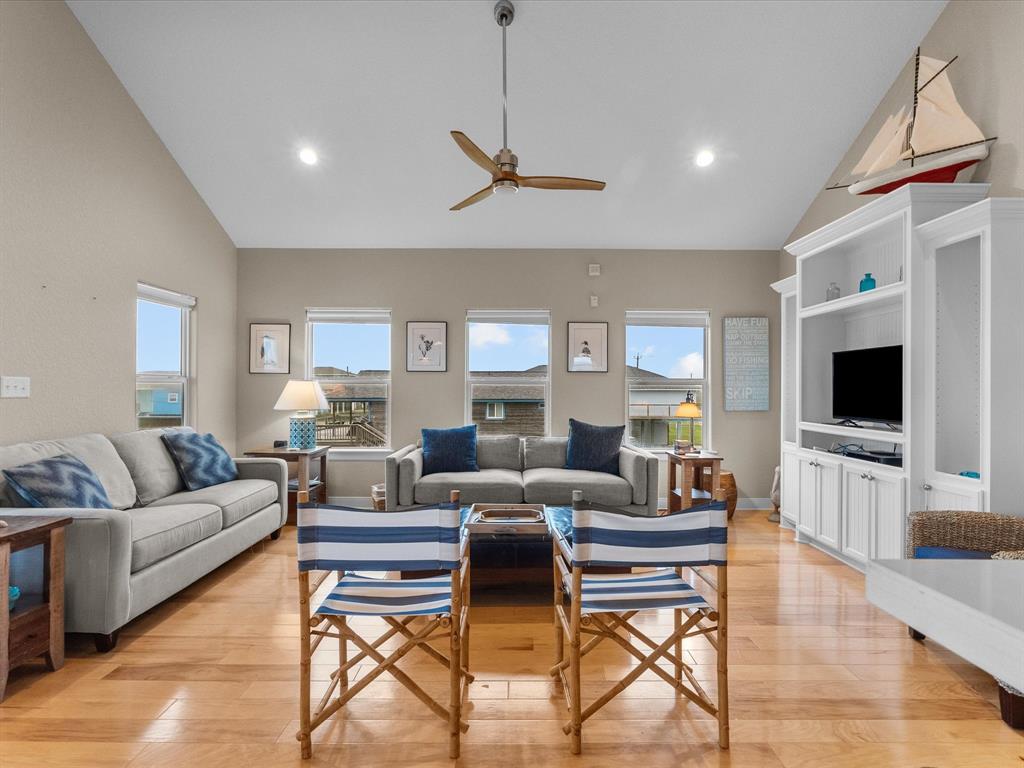 2709 Swan Court, Surfside Beach, Texas image 14