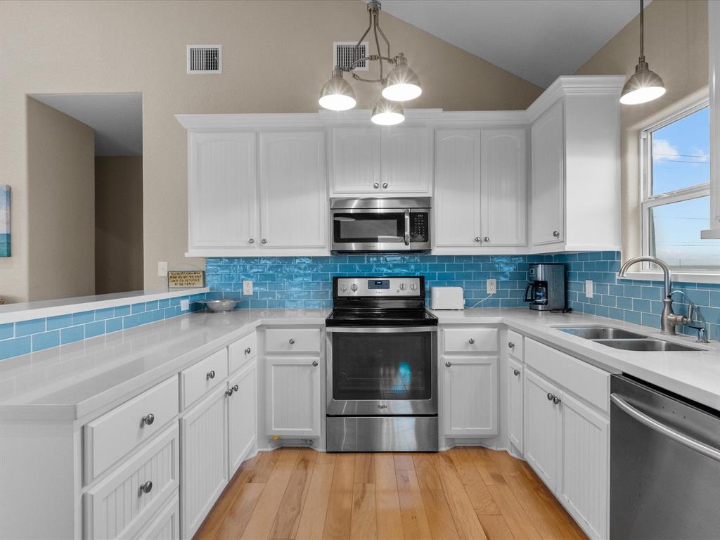 2709 Swan Court, Surfside Beach, Texas image 15