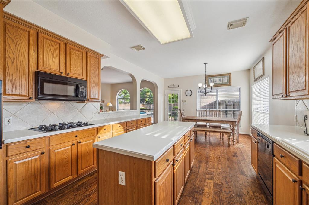 9630 Pennington Lane, Missouri City, Texas image 13
