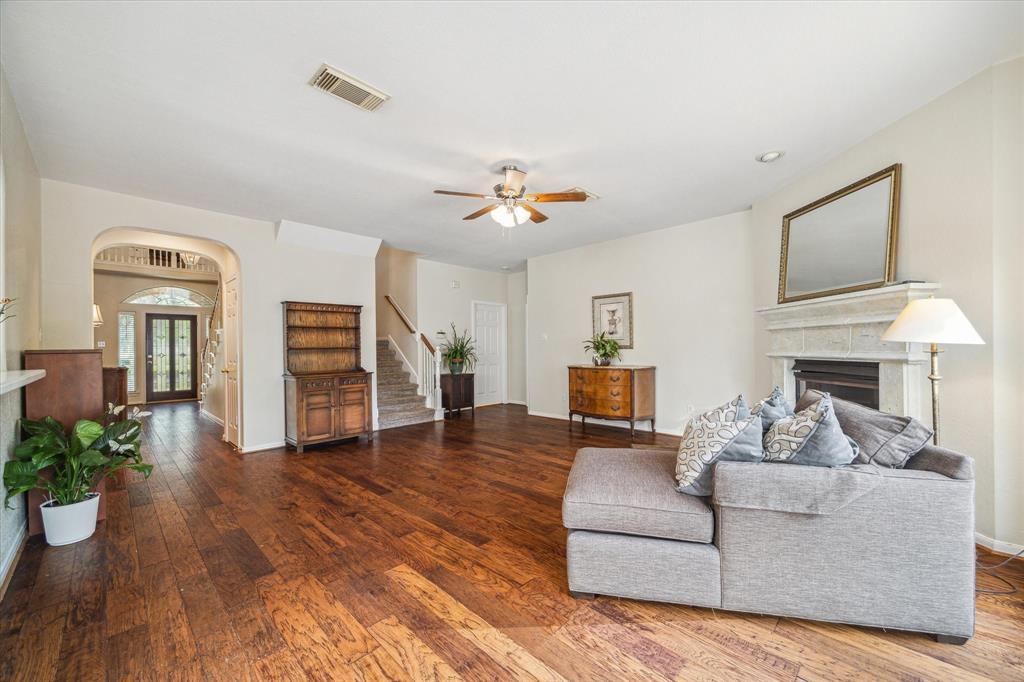 9630 Pennington Lane, Missouri City, Texas image 10