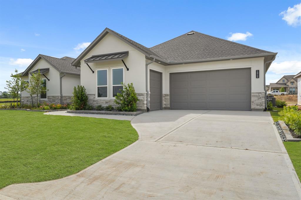 15012 Lakeline Green Lane