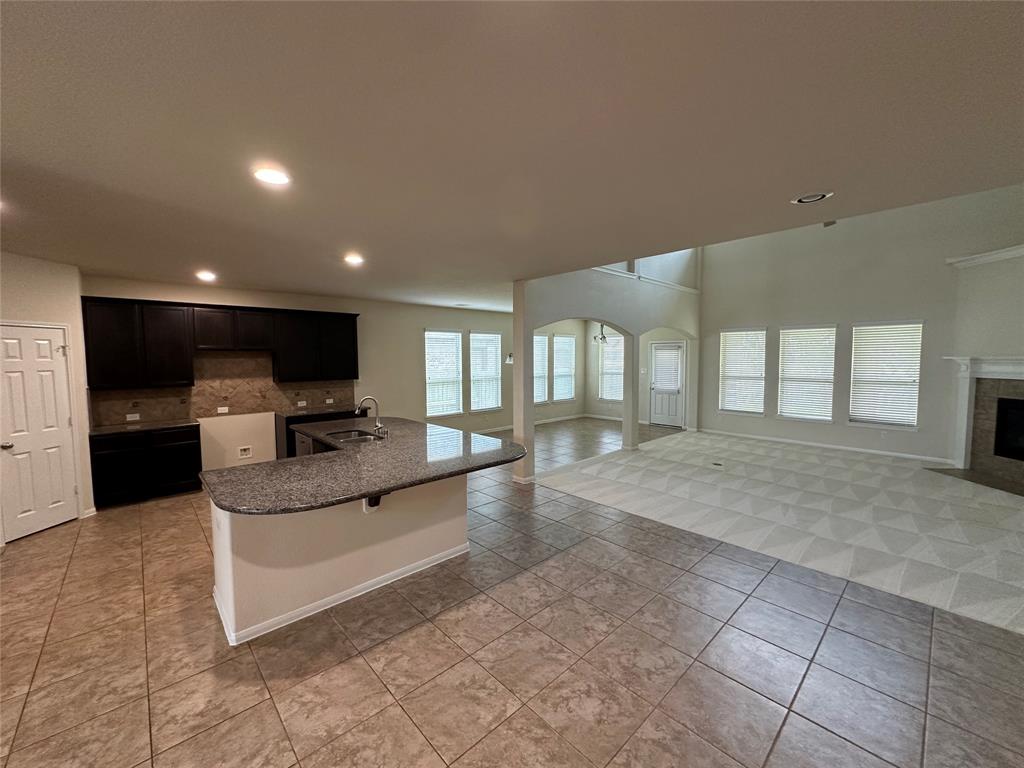 9314 Wheatfield Lane, Rosenberg, Texas image 6