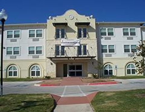 Condo For Rent - 131 Darson Marie Dr Dr<br/> San Antonio, TX 78226