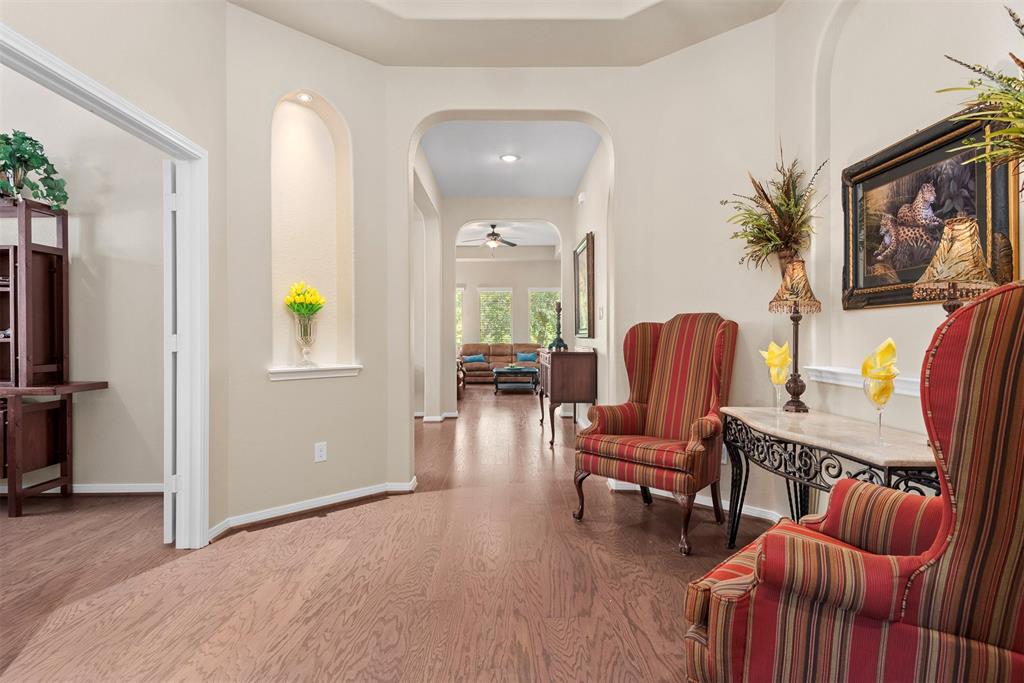 4510 Preserve Park Drive, Spring, Texas image 6