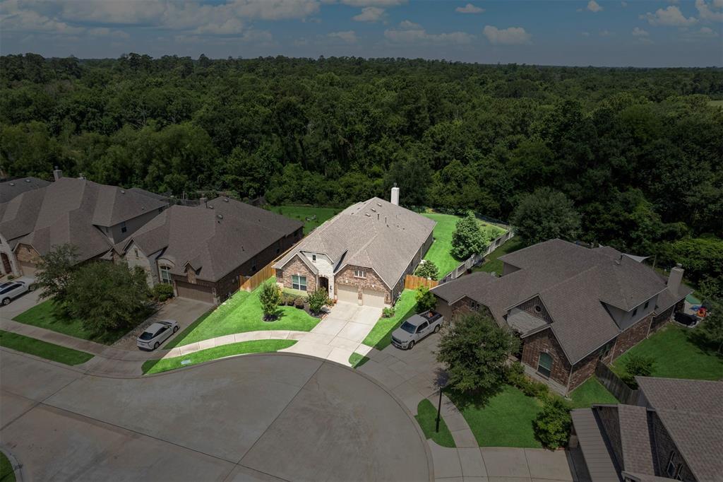 4510 Preserve Park Drive, Spring, Texas image 2