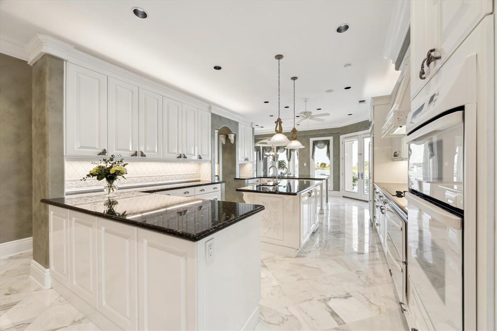 112 Bayou Lane, Kemah, Texas image 16