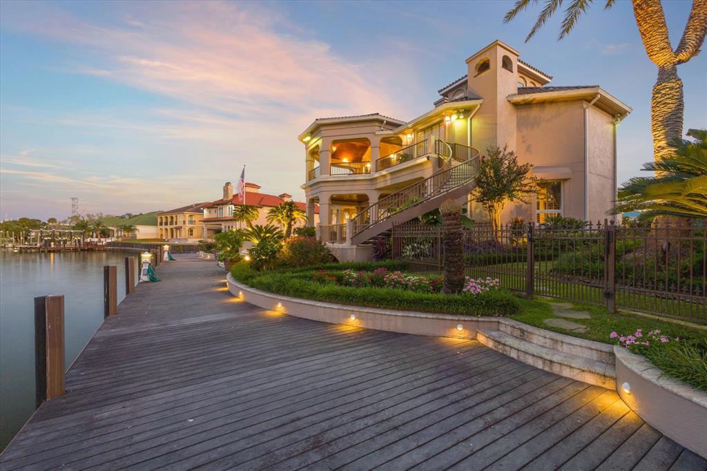 112 Bayou Lane, Kemah, Texas image 9