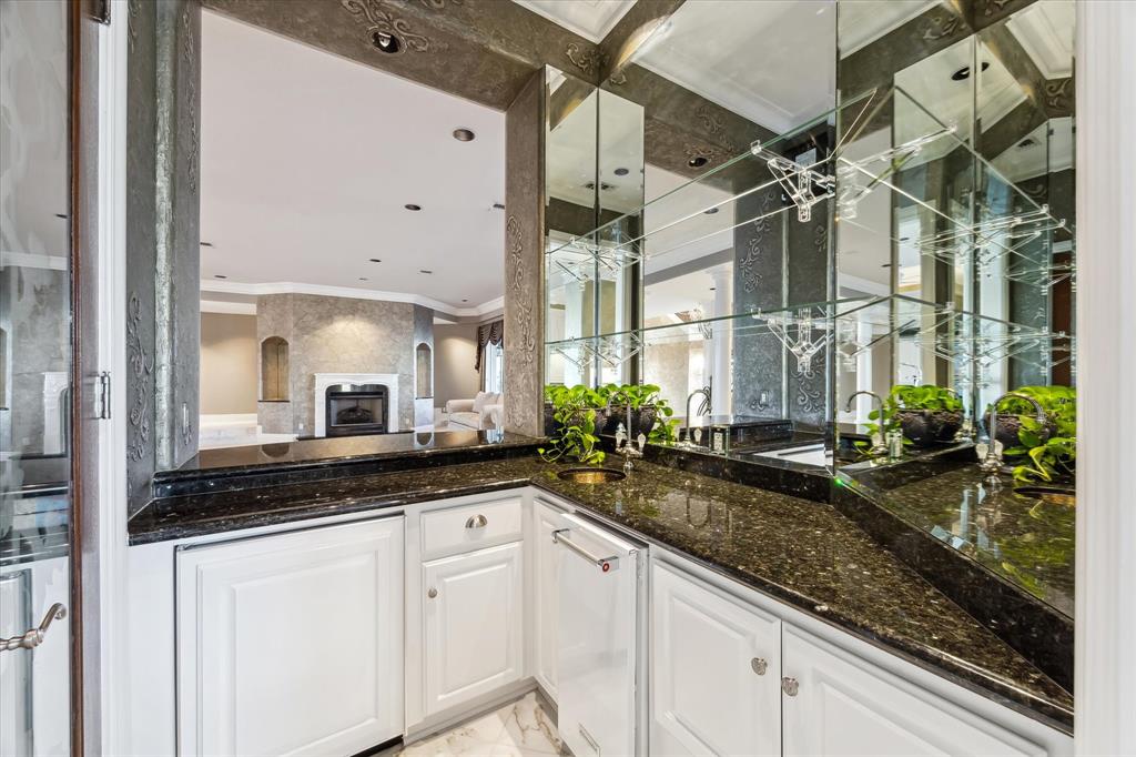 112 Bayou Lane, Kemah, Texas image 13