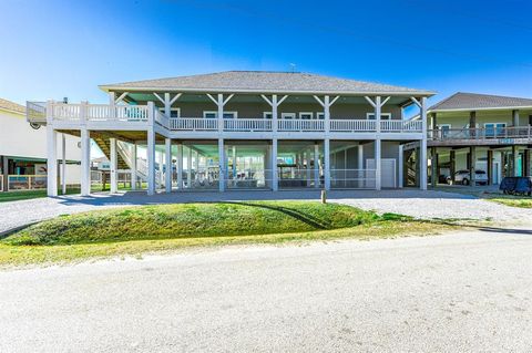 937 S Cove Crystal Beach TX 77650