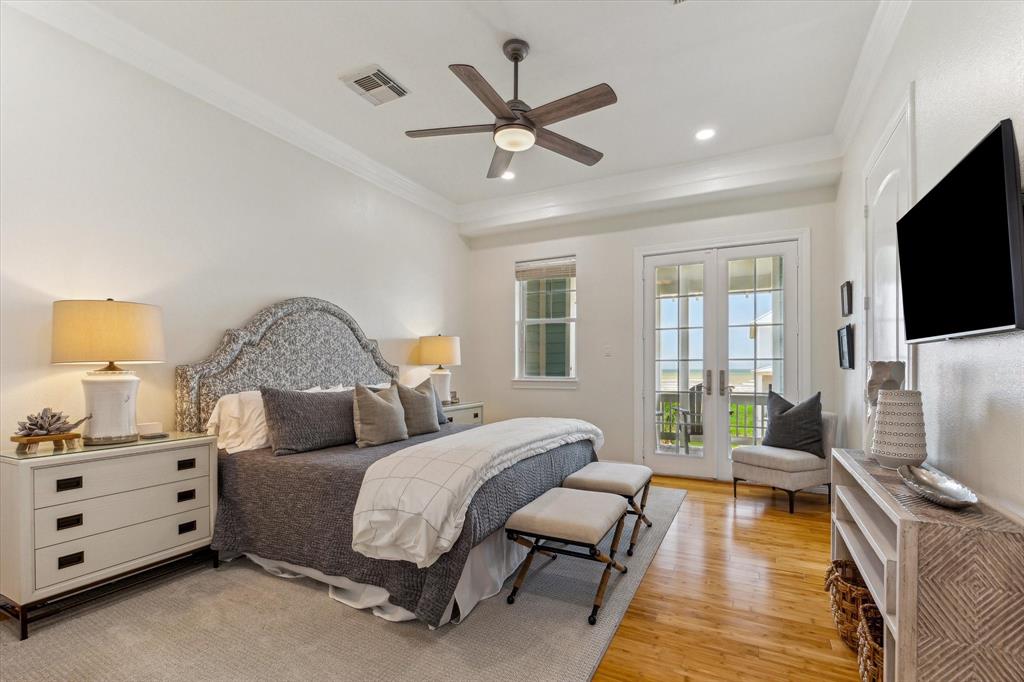 1822 Seaside Drive, Galveston, Texas image 14