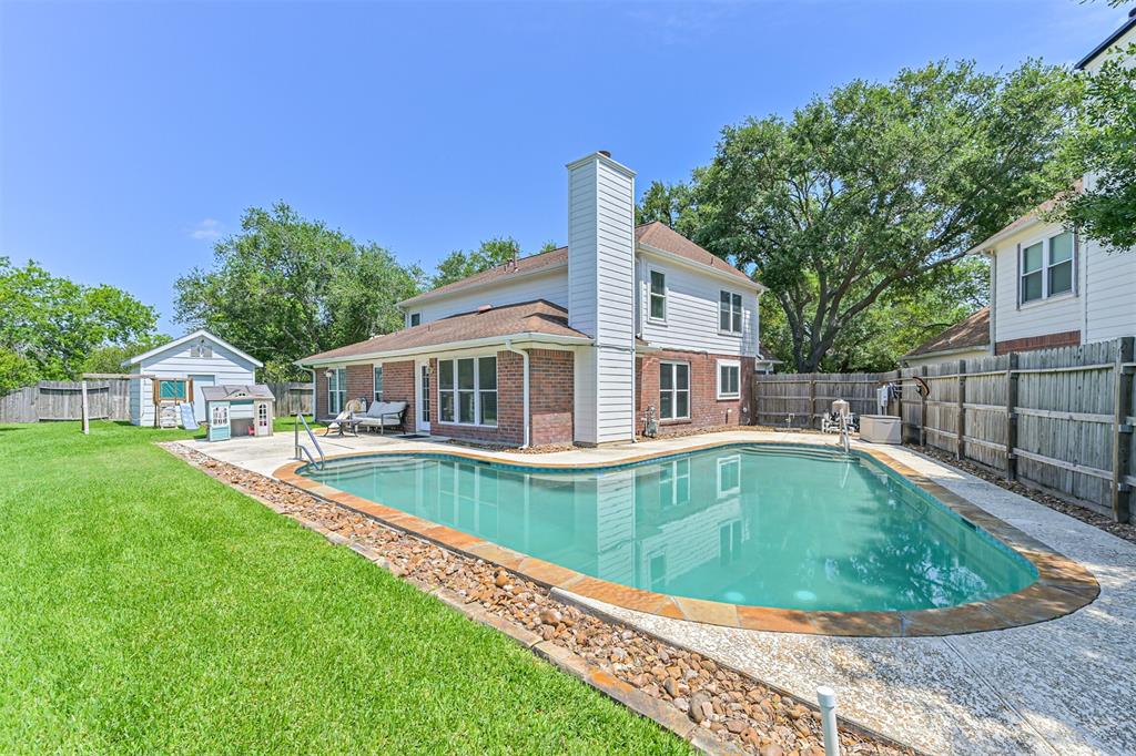 5408 Spring Branch Drive, Pearland, Texas image 1