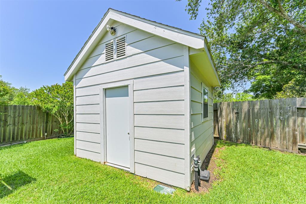 5408 Spring Branch Drive, Pearland, Texas image 35