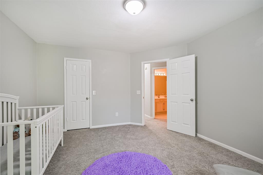 5408 Spring Branch Drive, Pearland, Texas image 30