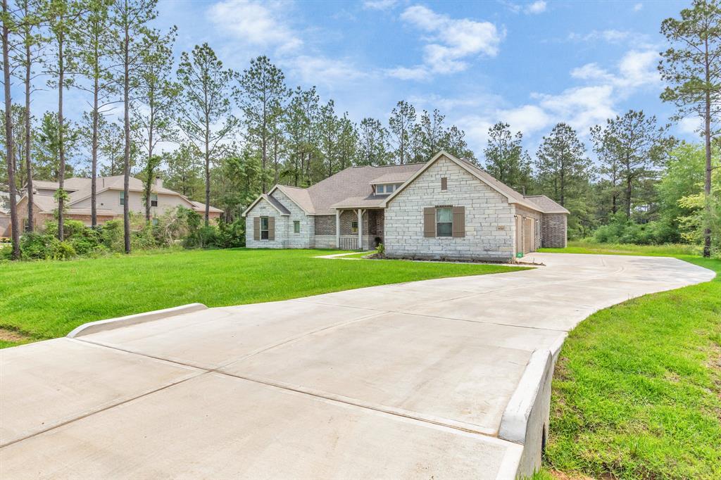 9846 Guadalupe Street, Conroe, Texas image 3