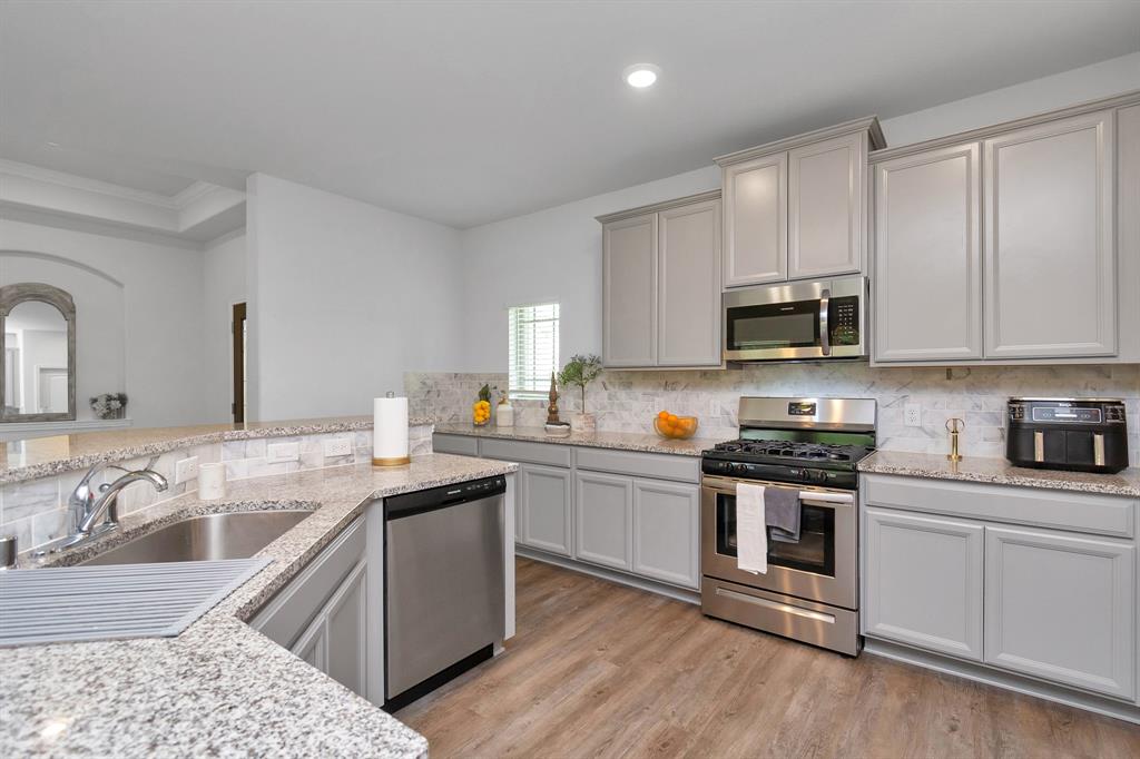 9846 Guadalupe Street, Conroe, Texas image 7